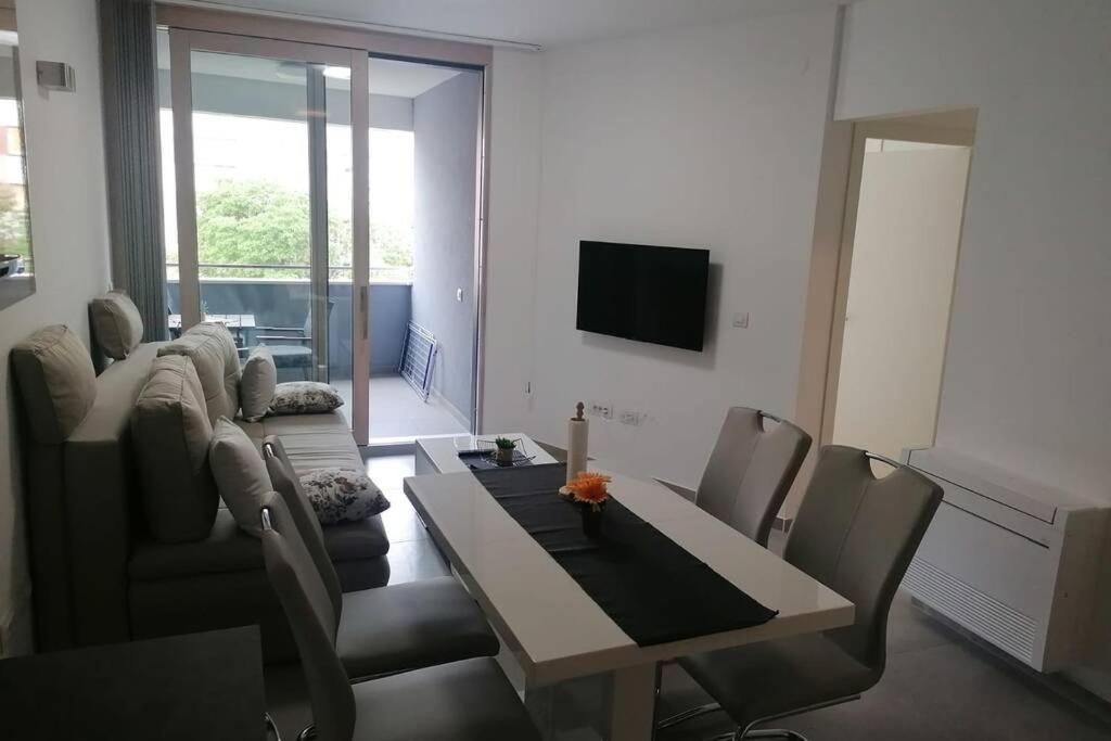 Flat Peraic Appartement Zadar
